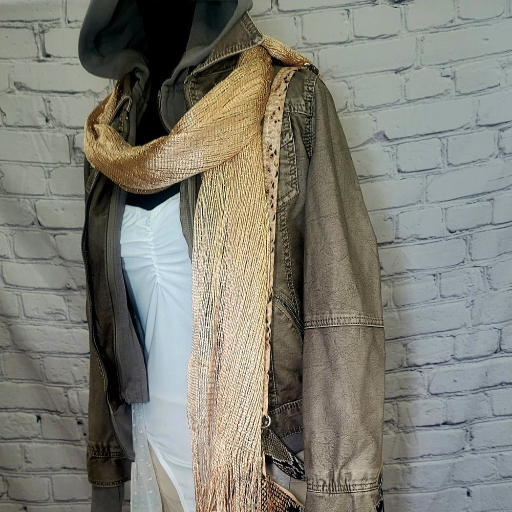 Jacket skirt and shirt are for sale the scarf i'm selling. 🤎🩶🤎